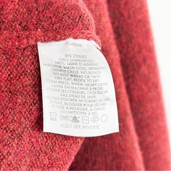 Pendleton Men’s Red Lambswool V-Neck Sweater Sz M - Picture 6 of 7